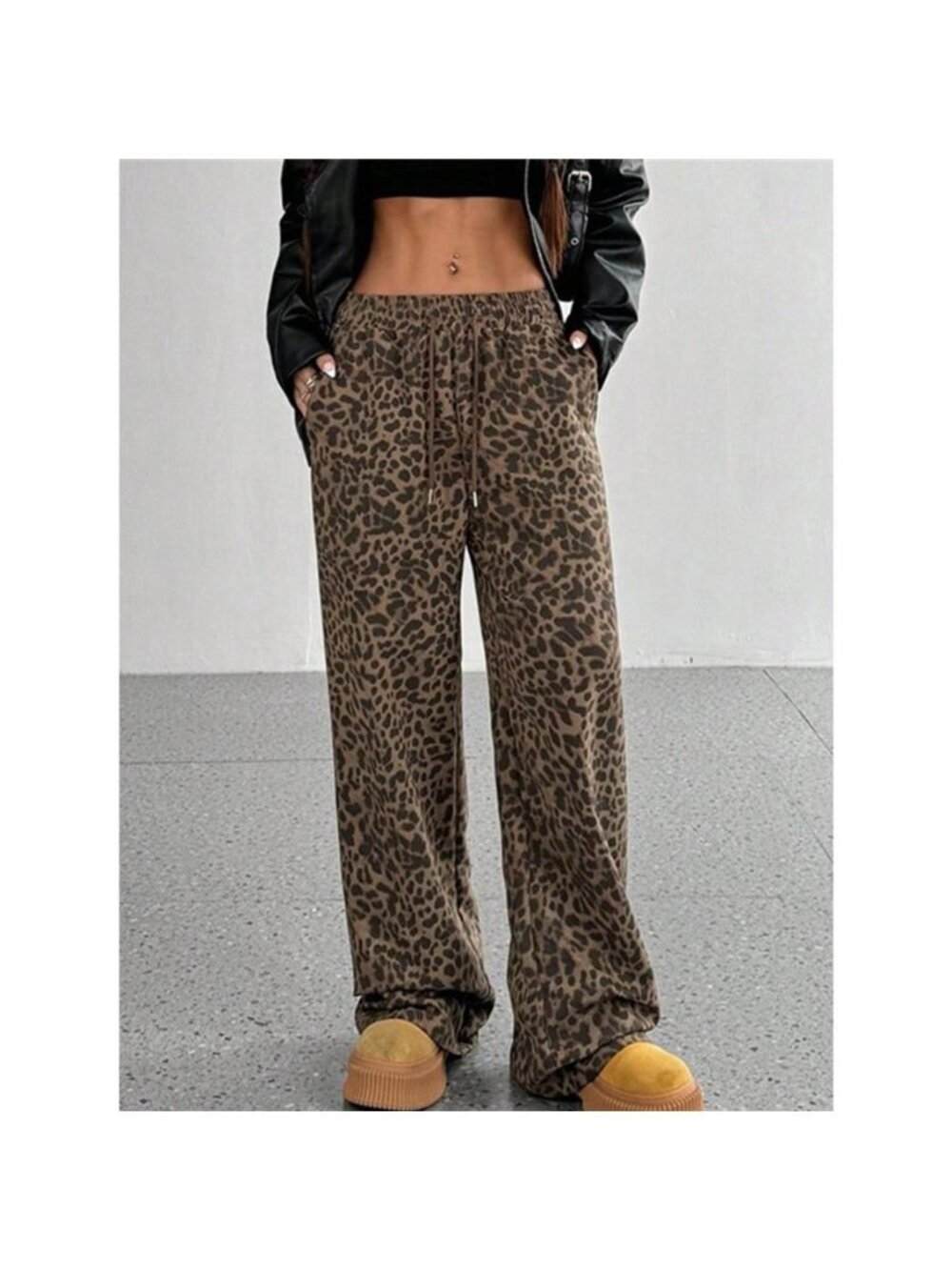 Leopard Wide-Leg Drawstring Pants - Picture 7 of 9